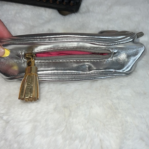 Isaac Mizrahi Mini Silver Clutch - Picture 5 of 6